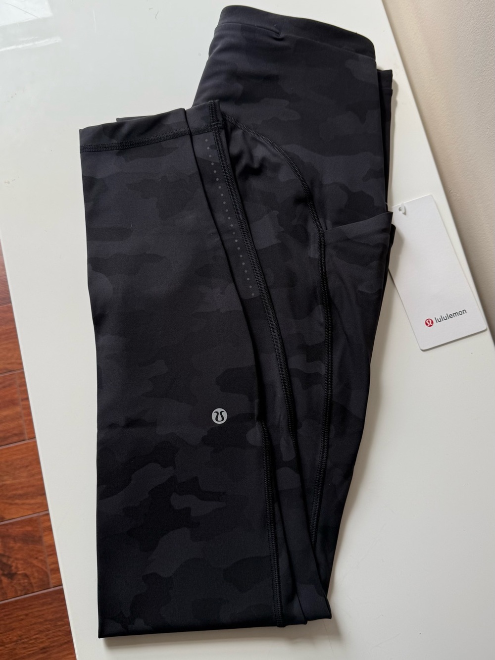 Size 6 swift speed tight 28” camo deep coal multi